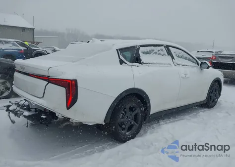 2025 Kia K4 Lxs из США, поврежденный, VIN 3KPFT4DE2SE232446